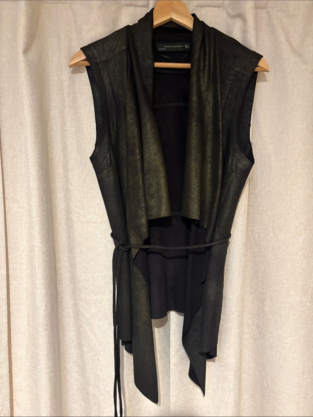 Zara Trafaluc Black Sleeveless Draped Faux Leather Vest Size Small